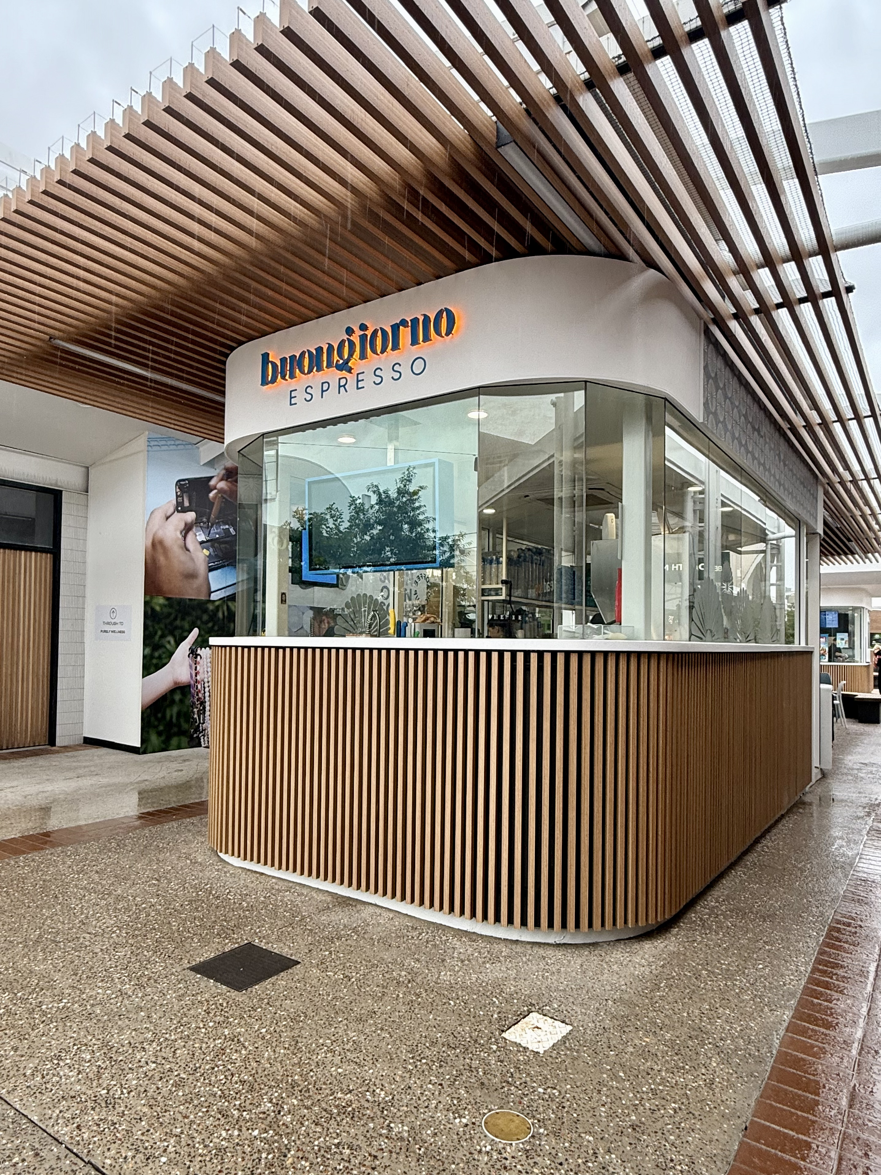 A smooth shop fit-out for Buongiorno Espresso at Harbour Town earlier this year ☕️.